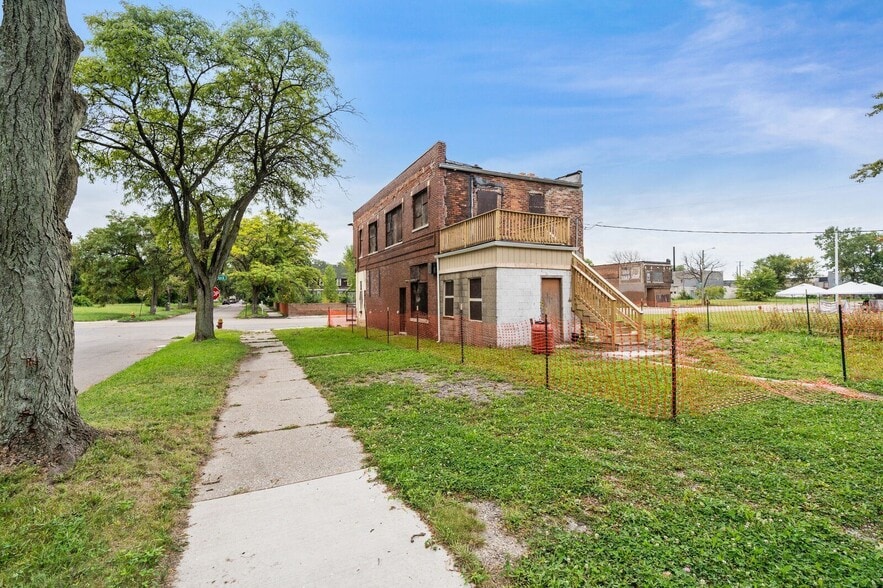 6845 Mack Ave, Detroit, MI for sale - Building Photo - Image 3 of 23