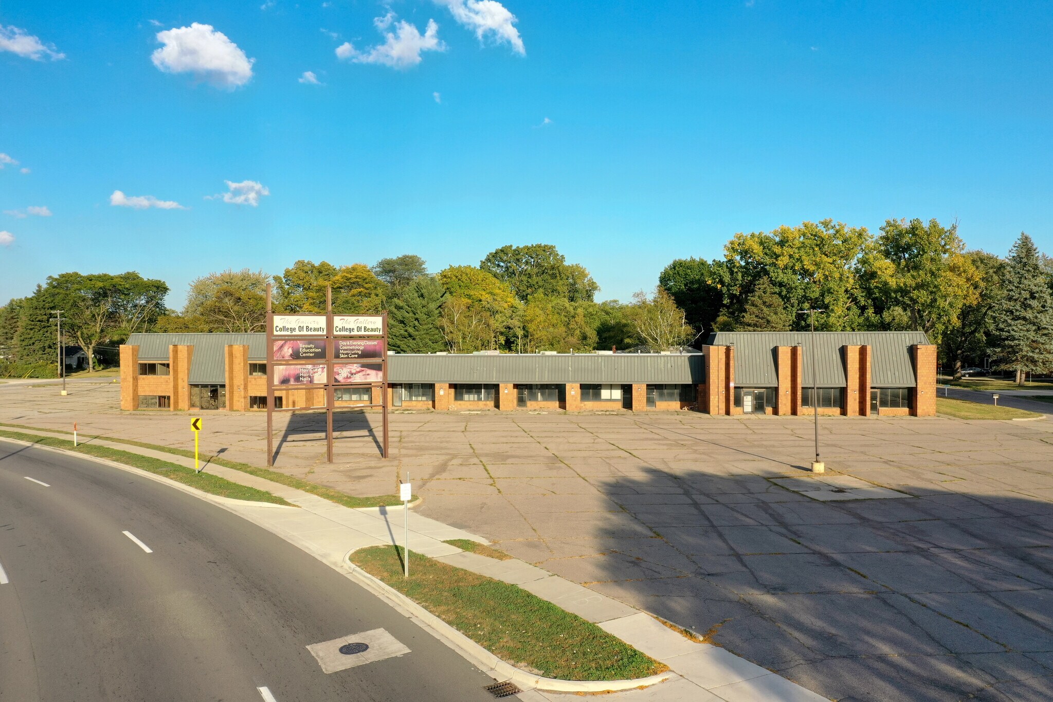 38116-38160 S Gratiot Ave, Clinton Township, MI for sale Building Photo- Image 1 of 25