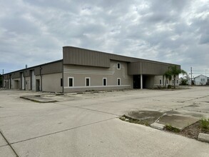 4625-4637 Panorama Ave, Holiday, FL for rent Building Photo- Image 2 of 13