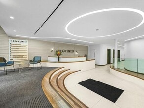 6 Kean St, London to rent Interior Photo- Image 1 of 6