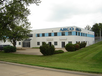 More details for 95-101 Arco Dr, Saint Charles, MO - Industrial for Sale