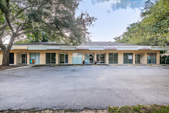 221 Pauls Dr, Brandon, FL for sale Building Photo- Image 1 of 1