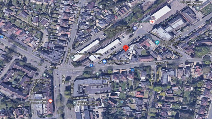 6 Station Approach, Shepperton for sale - Primary Photo - Image 1 of 1