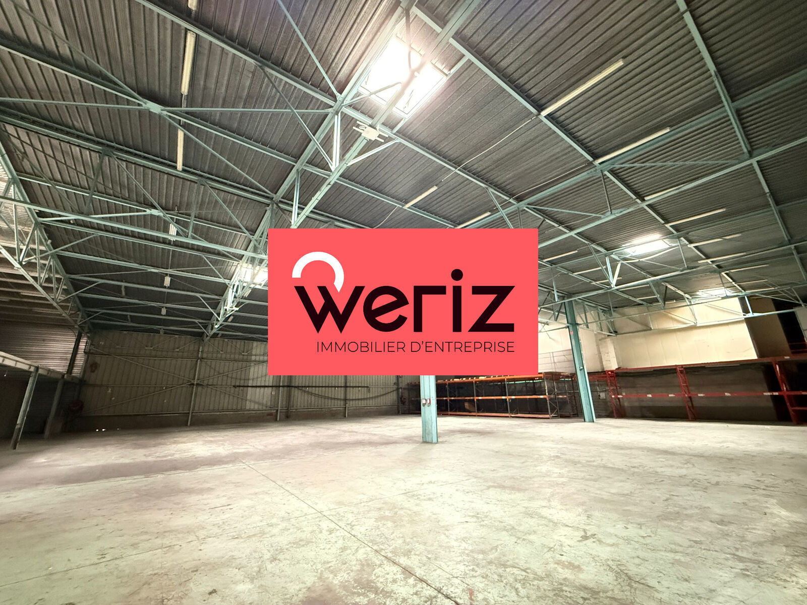 Light Industrial in Aubagne to rent Building Photo- Image 1 of 13