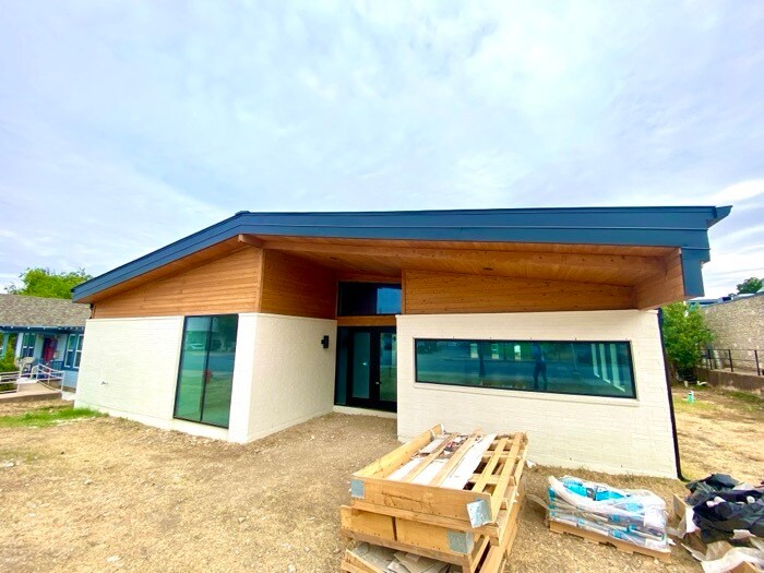 211 Mays, Round Rock, TX for sale Building Photo- Image 1 of 1