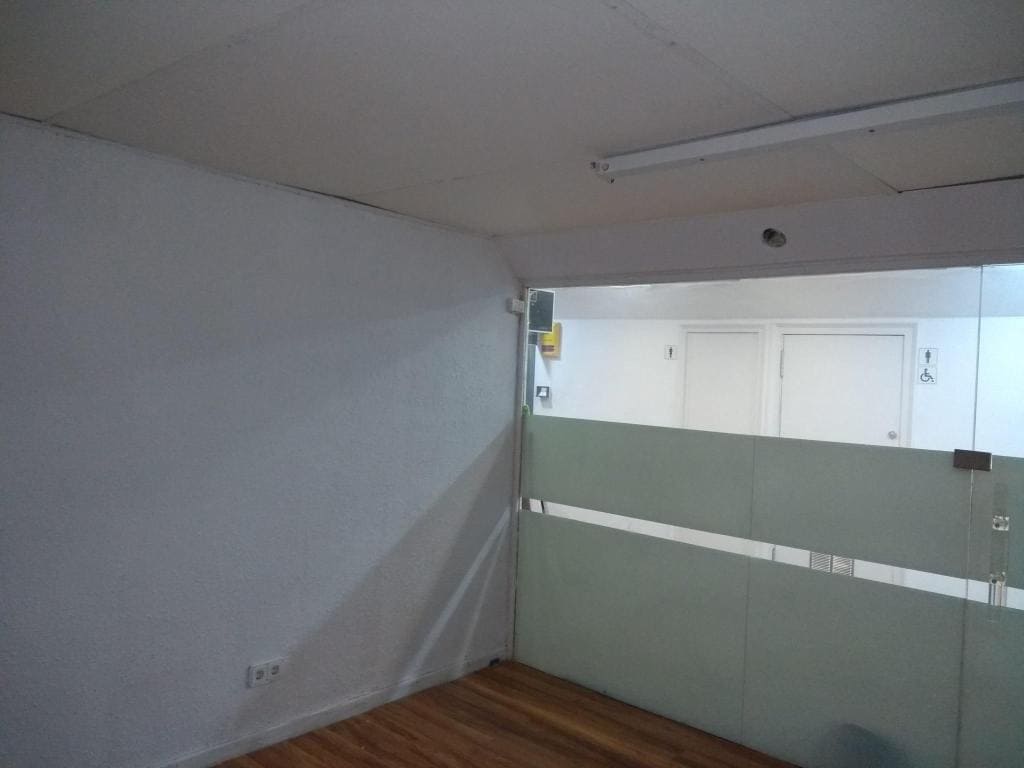 Terrassa, BAR 08221 - Unit 01 -  - Interior Photo - Image 1 of 4