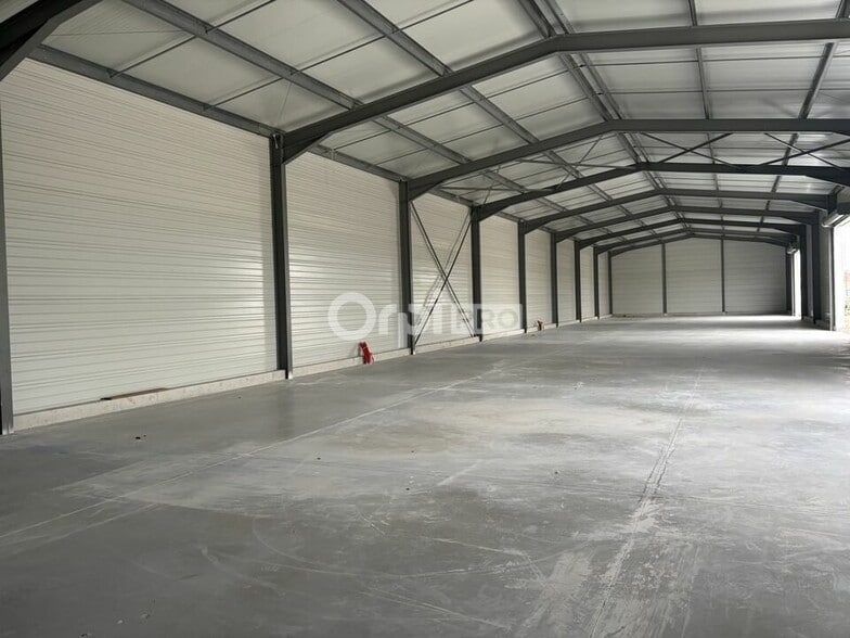 Retail in Vedène for sale - Building Photo - Image 2 of 3