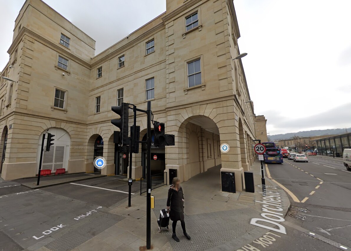 31 Southgate, Bath to rent Building Photo- Image 1 of 10