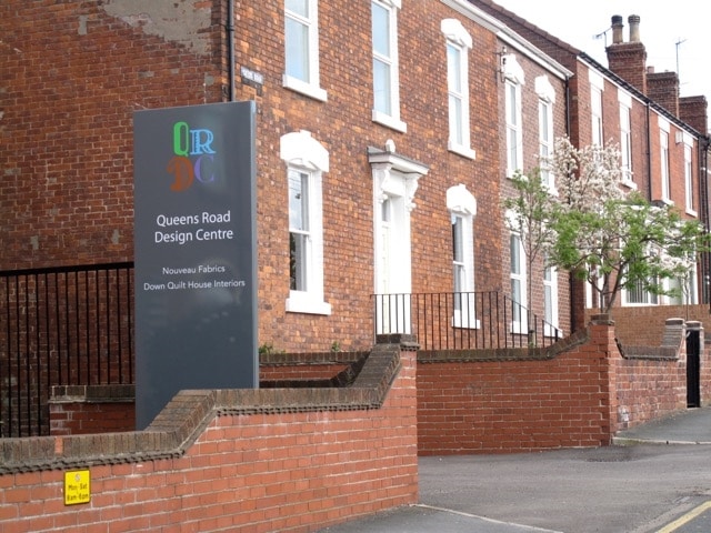 54-58 Queens Rd, Doncaster to rent - Building Photo - Image 2 of 7