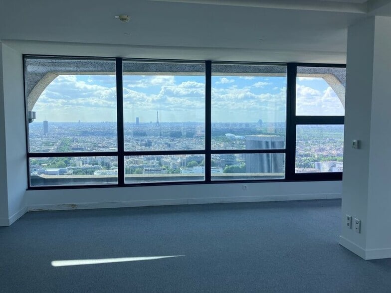 Office in Courbevoie for sale - Building Photo - Image 1 of 20