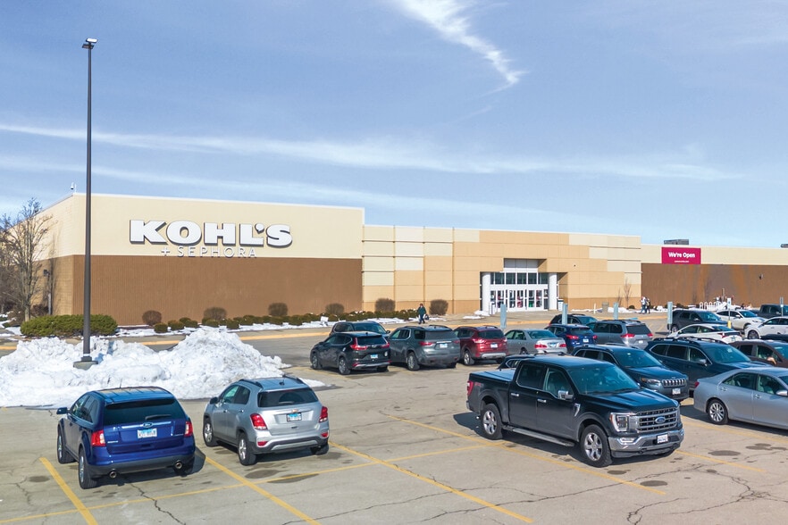 1240 Hickory Point Mall, Forsyth, IL for sale - Building Photo - Image 1 of 5