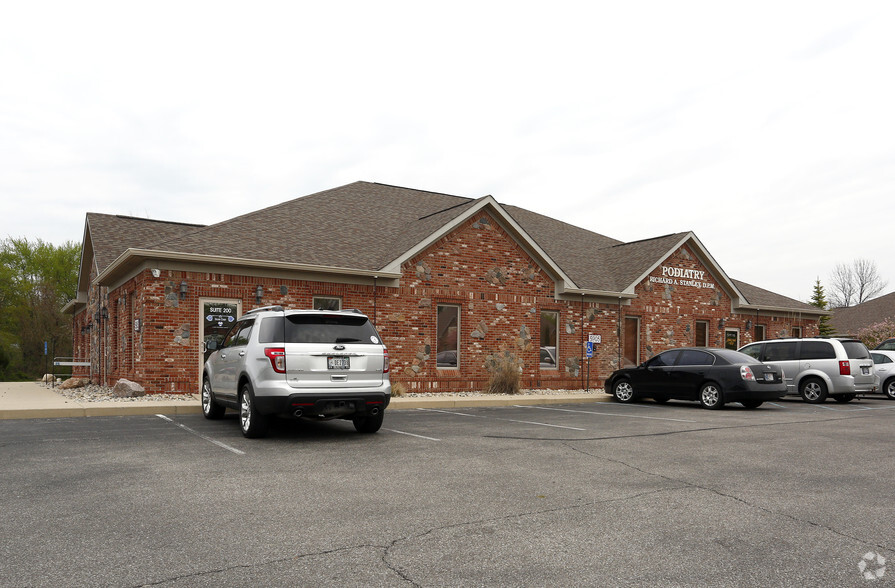 5905 S Emerson Ave, Indianapolis, IN for rent - Building Photo - Image 3 of 14