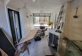 5-7 South St, Epsom to rent Interior Photo- Image 2 of 3