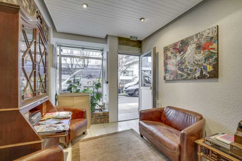 Office in Paris for sale - Interior Photo - Image 2 of 6