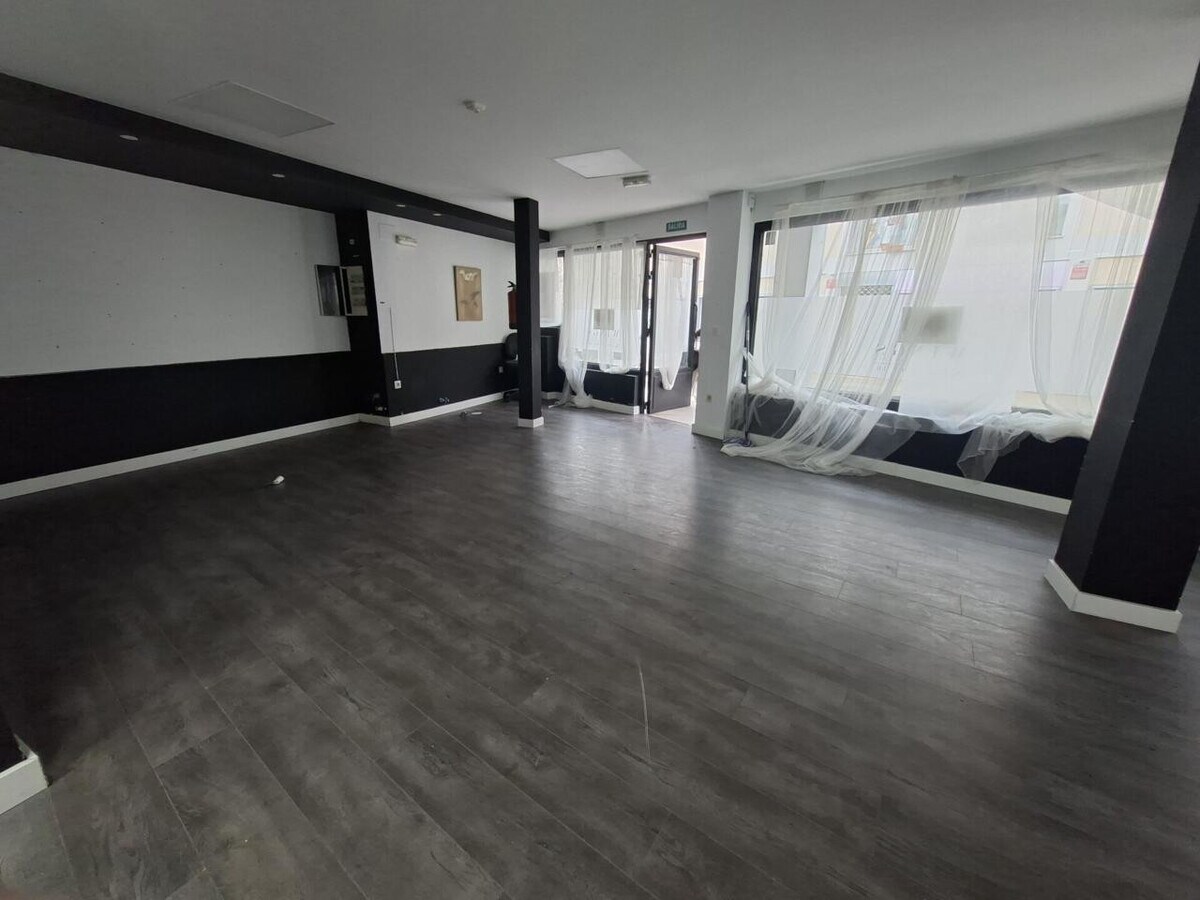 Moralzarzal, MAD 28411 -  -  - Interior Photo - Image 1 of 5