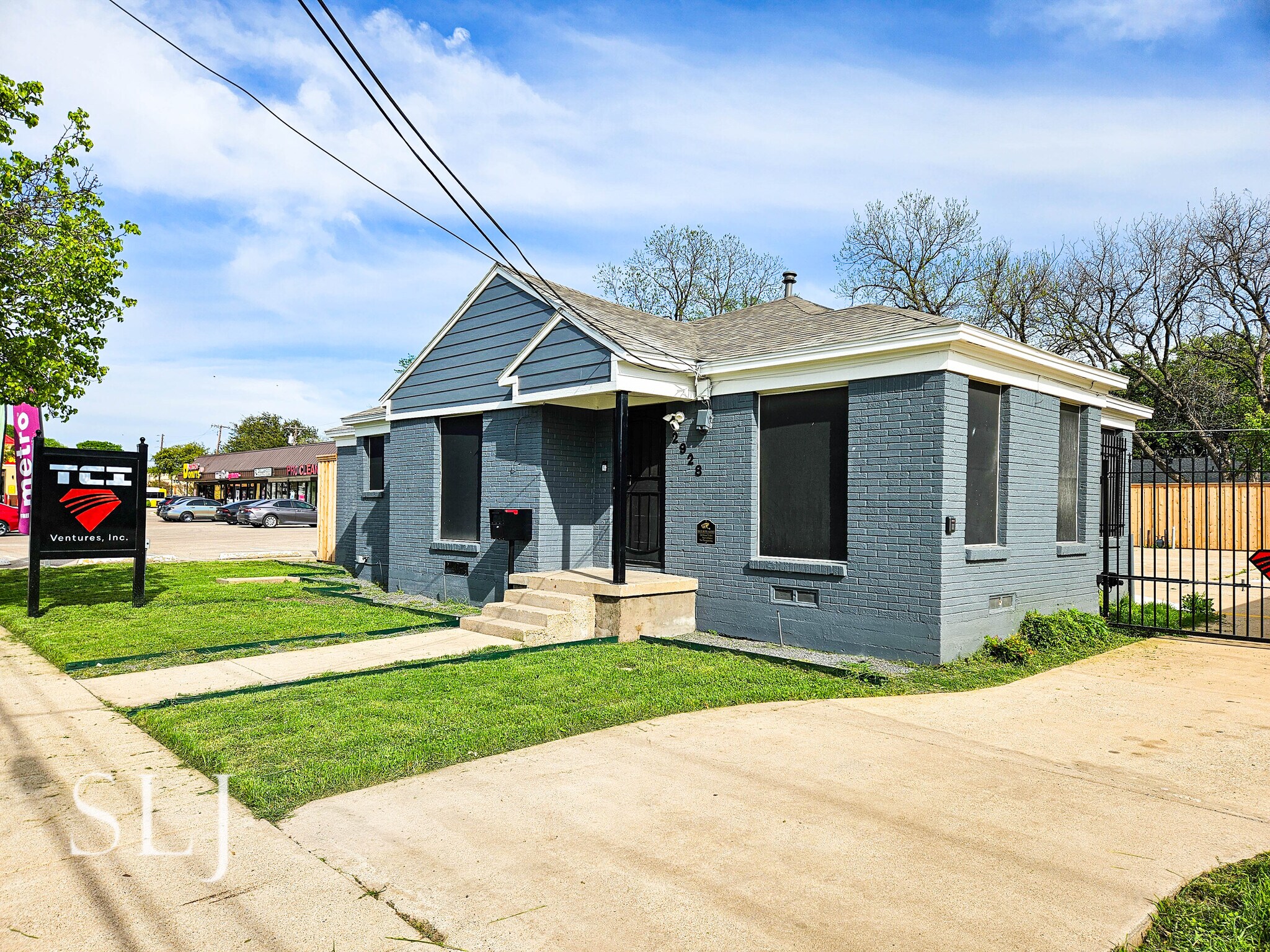 2928 Inwood Rd, Dallas, TX to rent Building Photo- Image 1 of 20