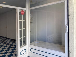 Retail in Mataró, Barcelona to rent Interior Photo- Image 1 of 5