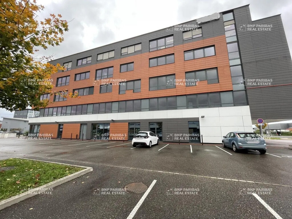 Vente Bureaux 4 340 m² - Photo 1