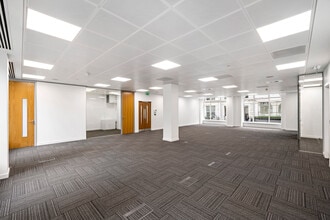 42 New Broad St, London to rent Interior Photo- Image 2 of 7