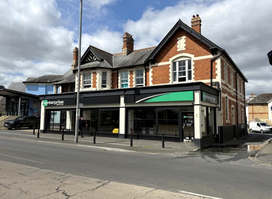 1 The Av, Newton Abbot to rent Primary Photo- Image 1 of 3