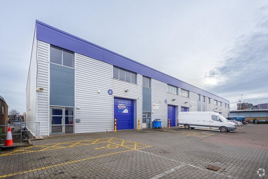 Miller St, Birmingham to rent - Building Photo - Image 2 of 2