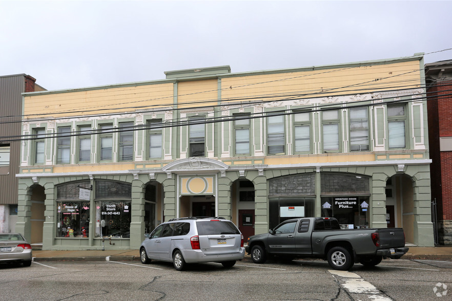 239 S Main St, Cambridge Springs, PA for sale - Primary Photo - Image 1 of 1