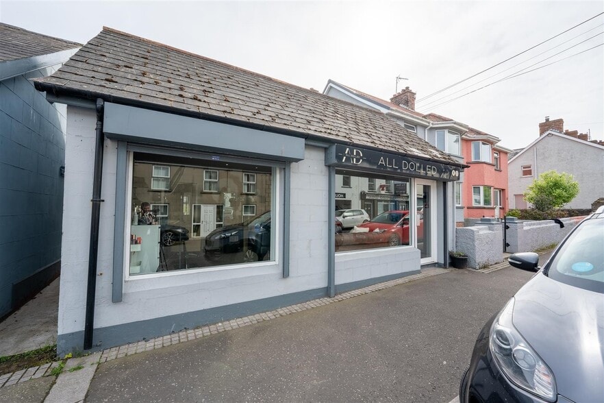 8 Bath St, Downpatrick to rent - Building Photo - Image 3 of 5