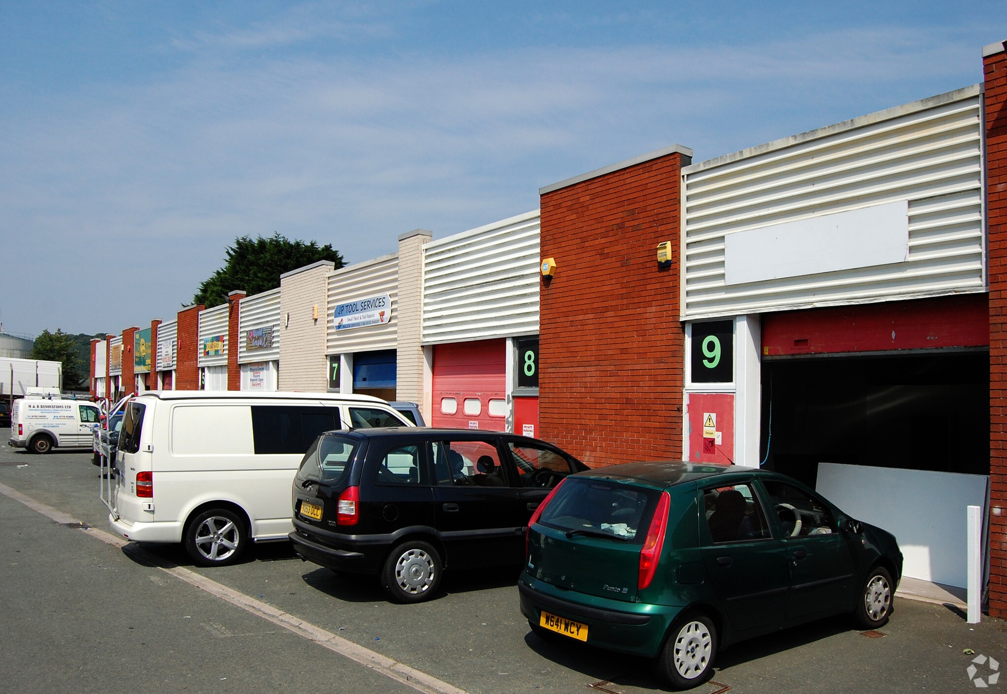 Marshall Rd, Plymouth to rent Primary Photo- Image 1 of 6