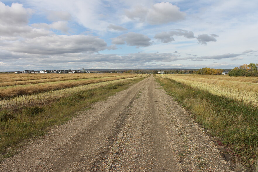 9300 101 Street, Sexsmith, AB for sale - Primary Photo - Image 1 of 1