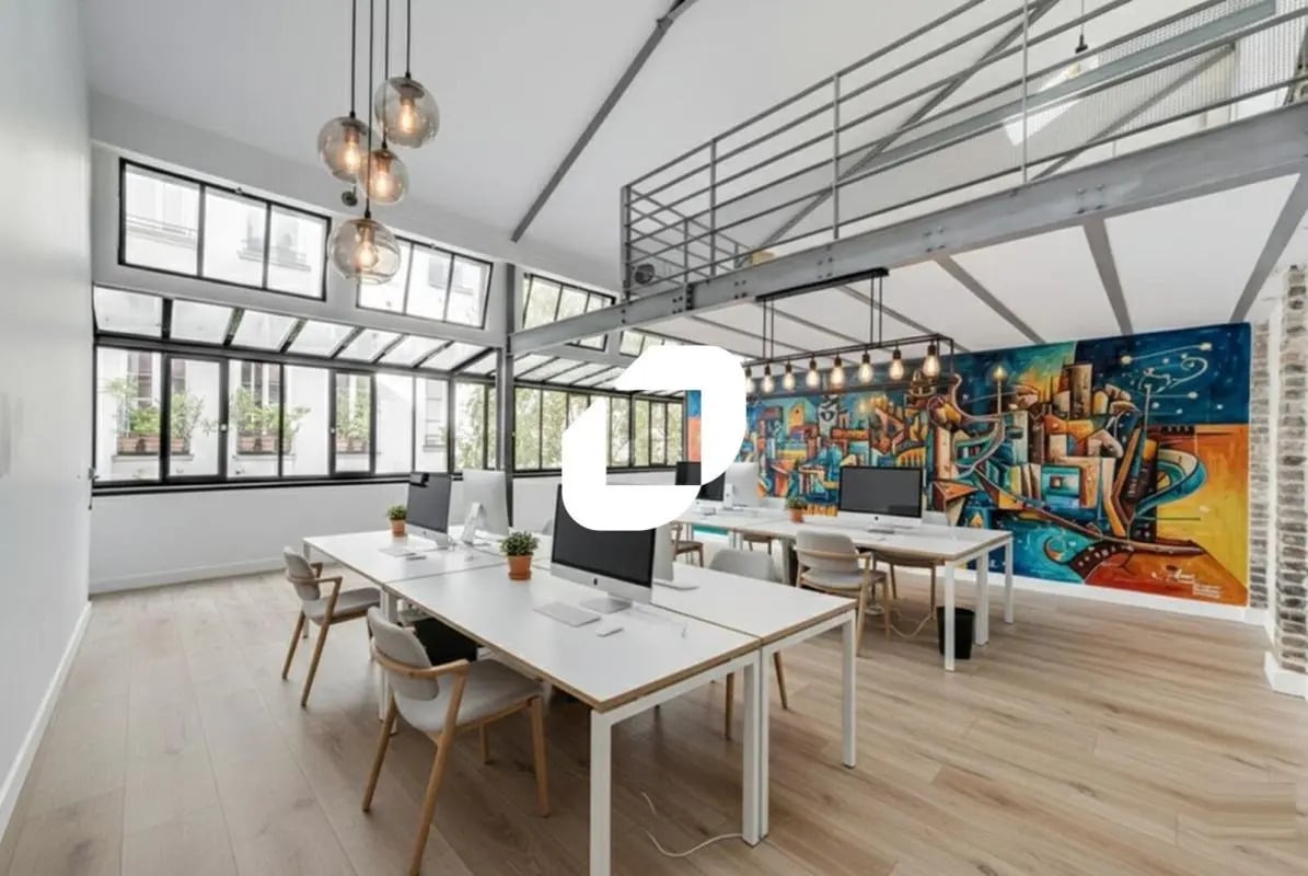 Office in Paris for sale Interior Photo- Image 1 of 4