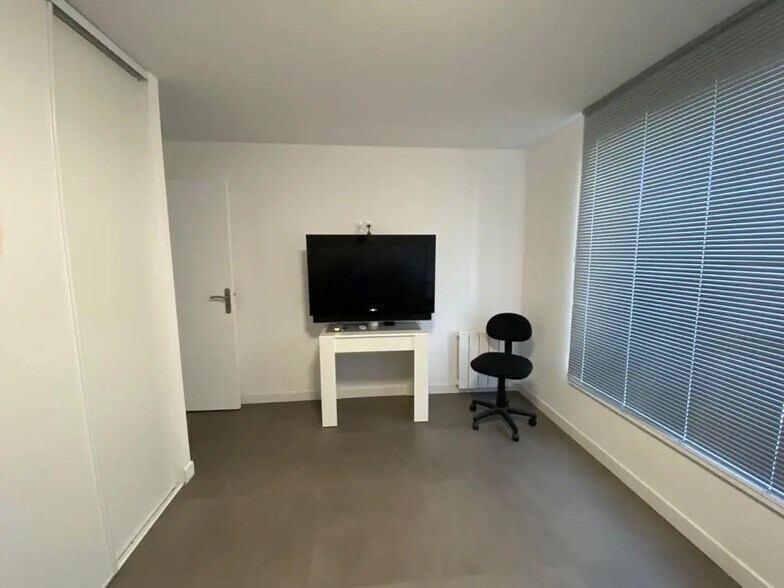 Office in Puteaux to rent - Building Photo - Image 2 of 17