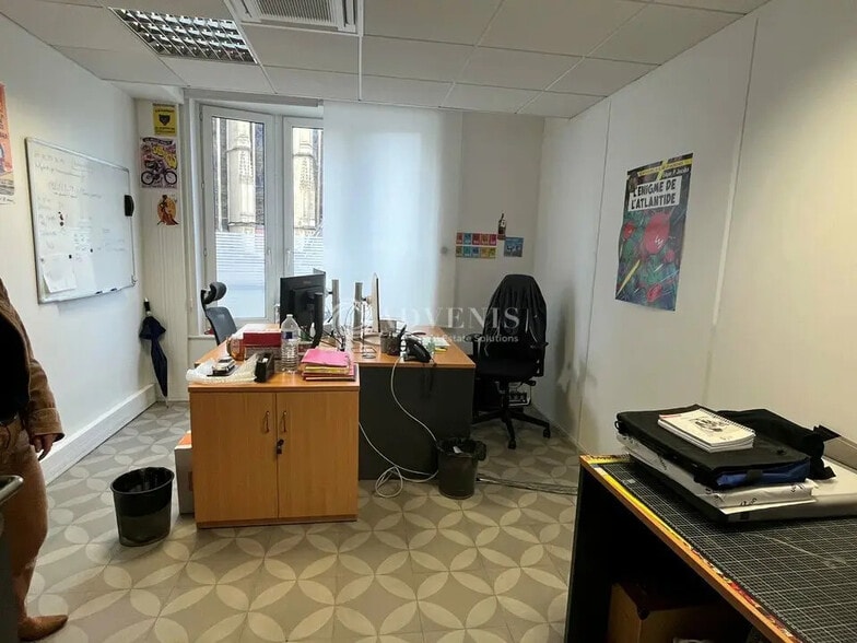 Office in Lille to rent - Interior Photo - Image 3 of 5