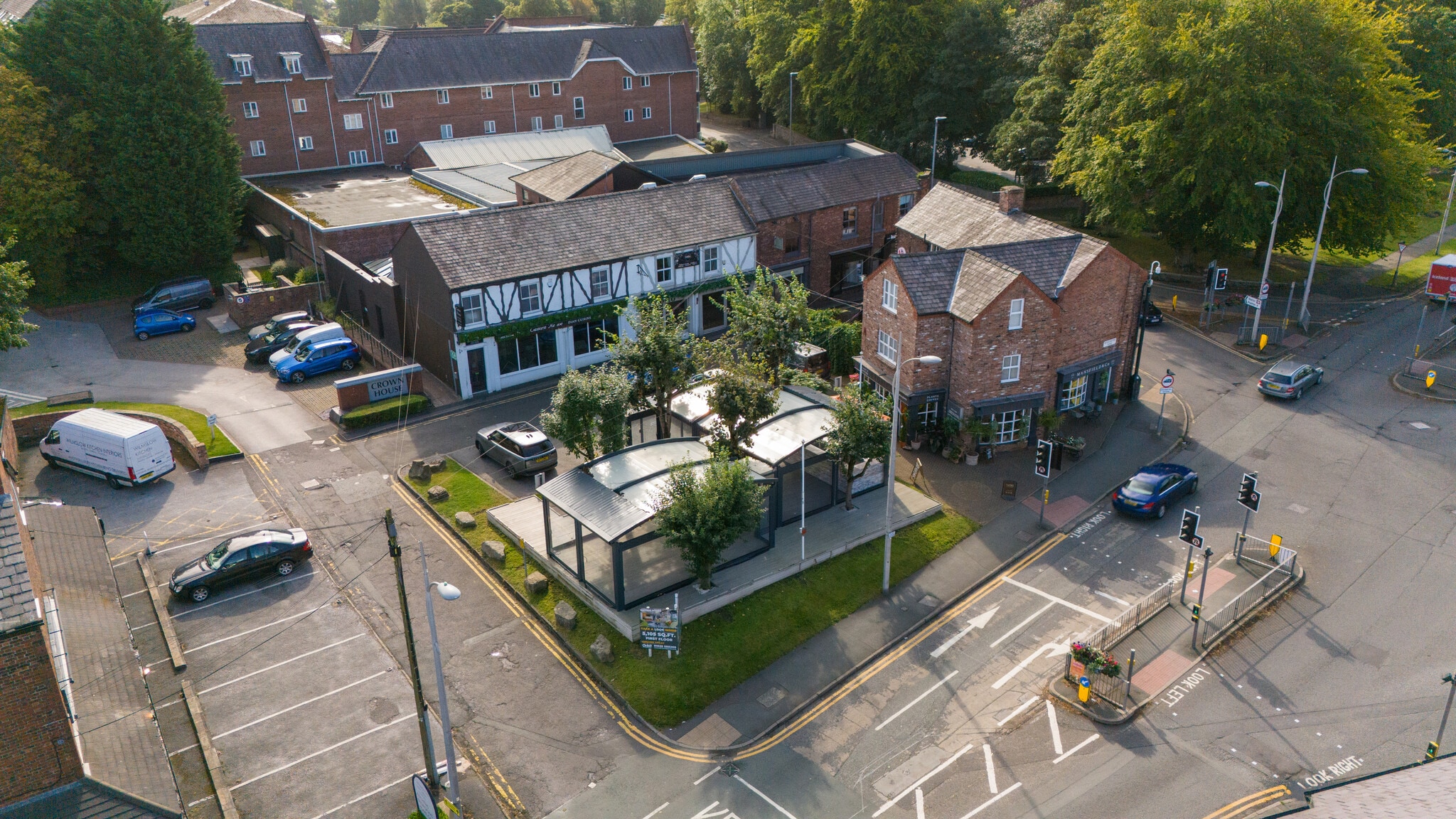 11 Station Rd, Wilmslow to rent Building Photo- Image 1 of 21