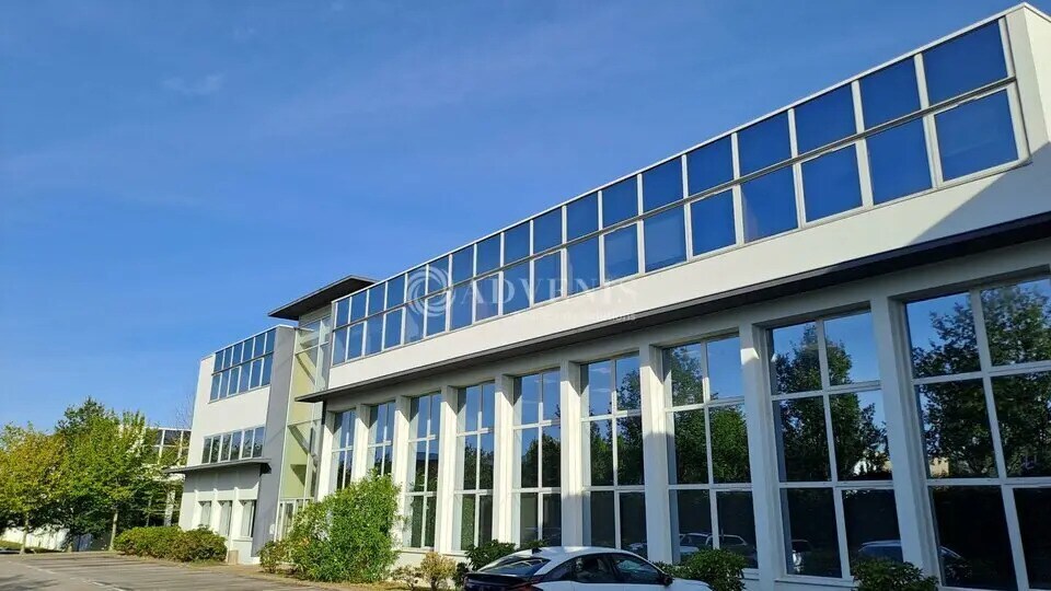 Office in Carquefou to rent - Building Photo - Image 2 of 7