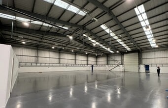 Delta Bank Rd, Gateshead to rent Interior Photo- Image 2 of 2