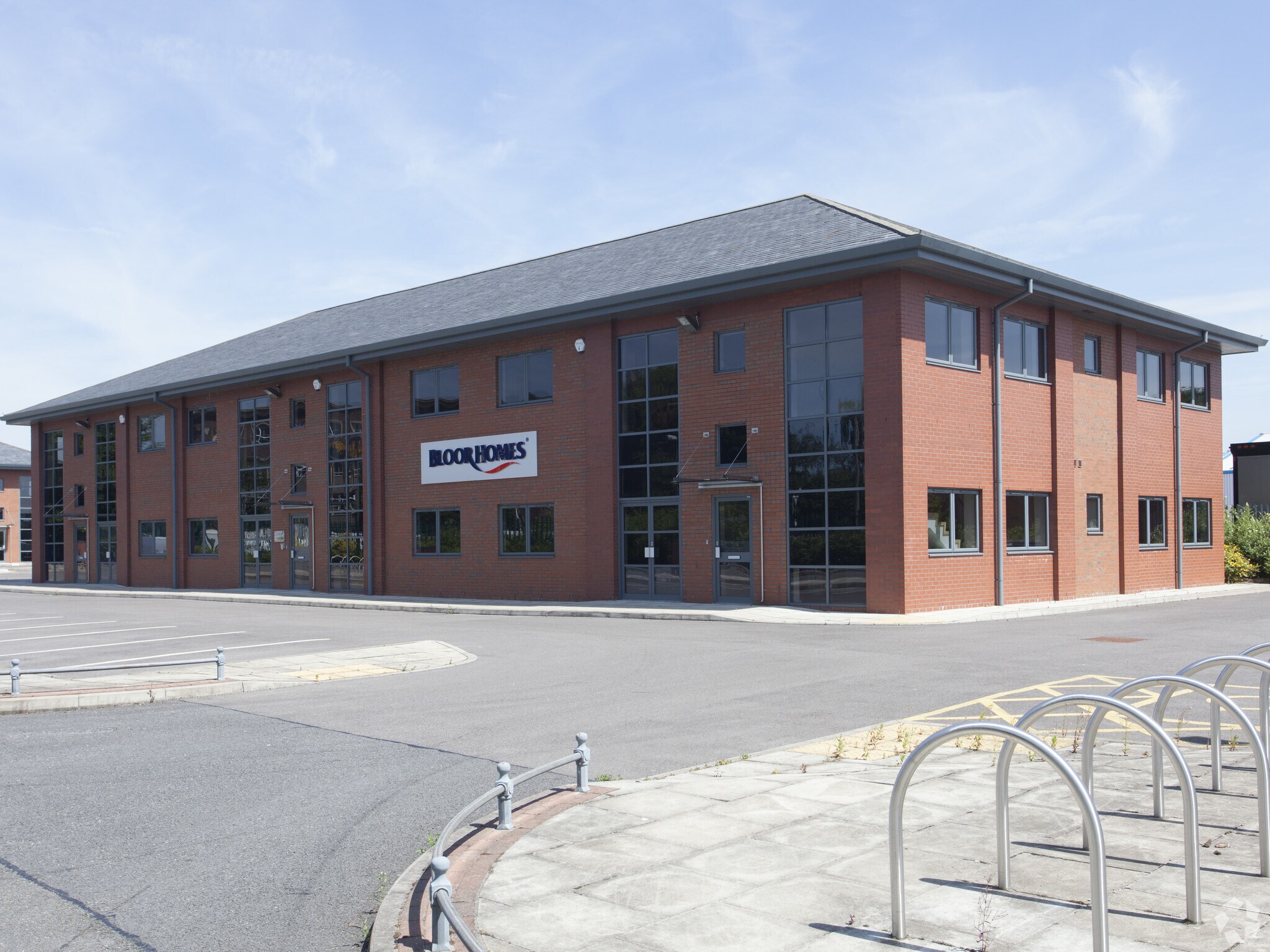 Station Rd, Crewe CW4 8AA Whiteside