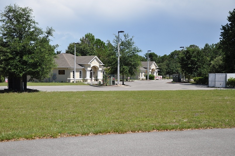 Forest Rd, Spring Hill, FL for sale - Building Photo - Image 1 of 1