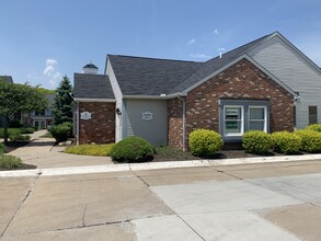 4466 Darrow Rd, Stow, OH for rent Building Photo- Image 1 of 10