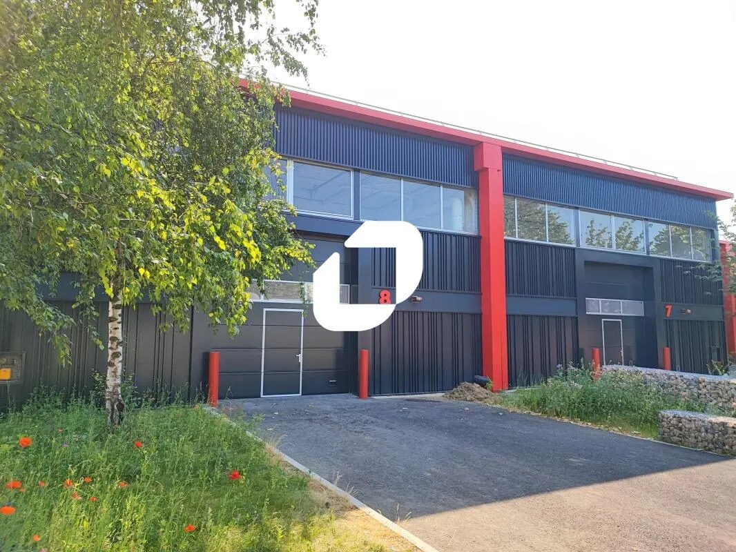 Light Industrial in Bonneuil-sur-Marne to rent Building Photo- Image 1 of 12