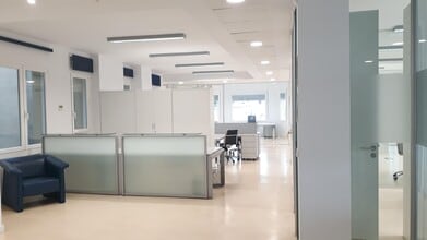 Office in Madrid, Madrid to rent Interior Photo- Image 2 of 9
