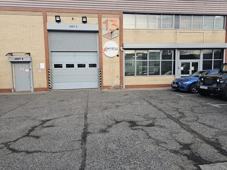 Amberley Way, Hounslow for sale - Building Photo - Image 1 of 1