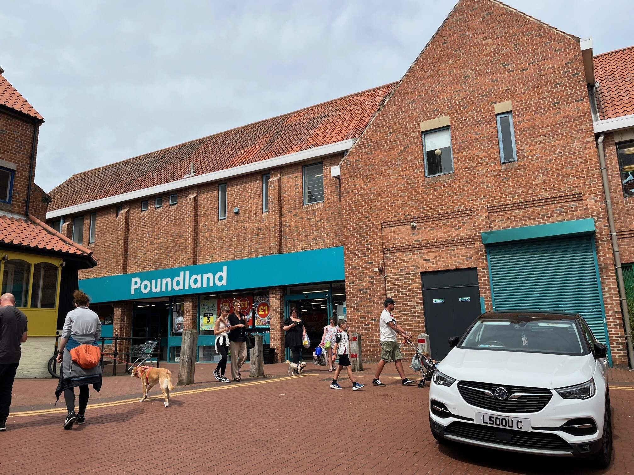 45 Flowergate, Whitby for sale Building Photo- Image 1 of 1