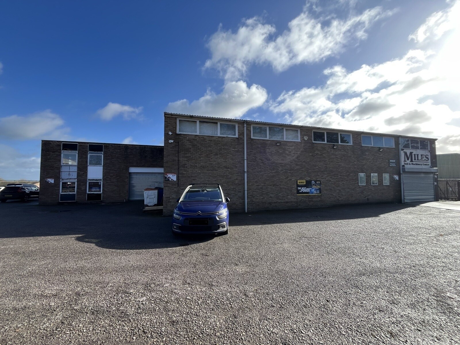 18 Oxford Rd, Yeovil for sale Primary Photo- Image 1 of 9