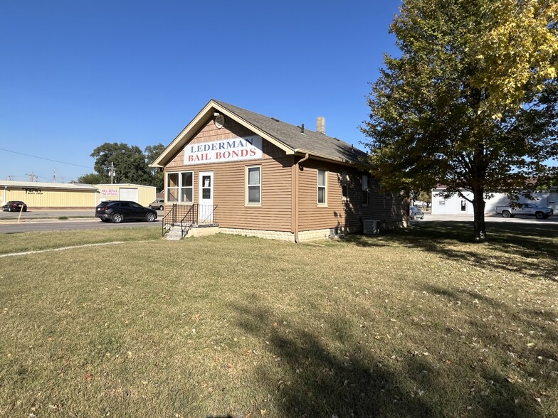 1534 Avenue J, Council Bluffs, IA for sale - Building Photo - Image 1 of 1