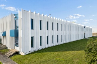 More details for 1710 Rte Transcanadienne, Dorval, QC - Industrial to Rent