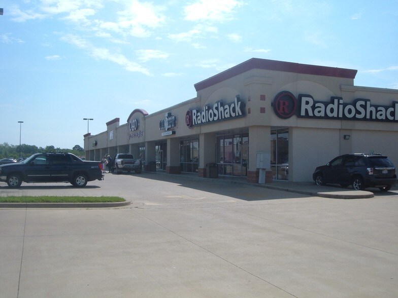 1231-1243 E Loop 304, Crockett, TX for sale - Primary Photo - Image 1 of 1