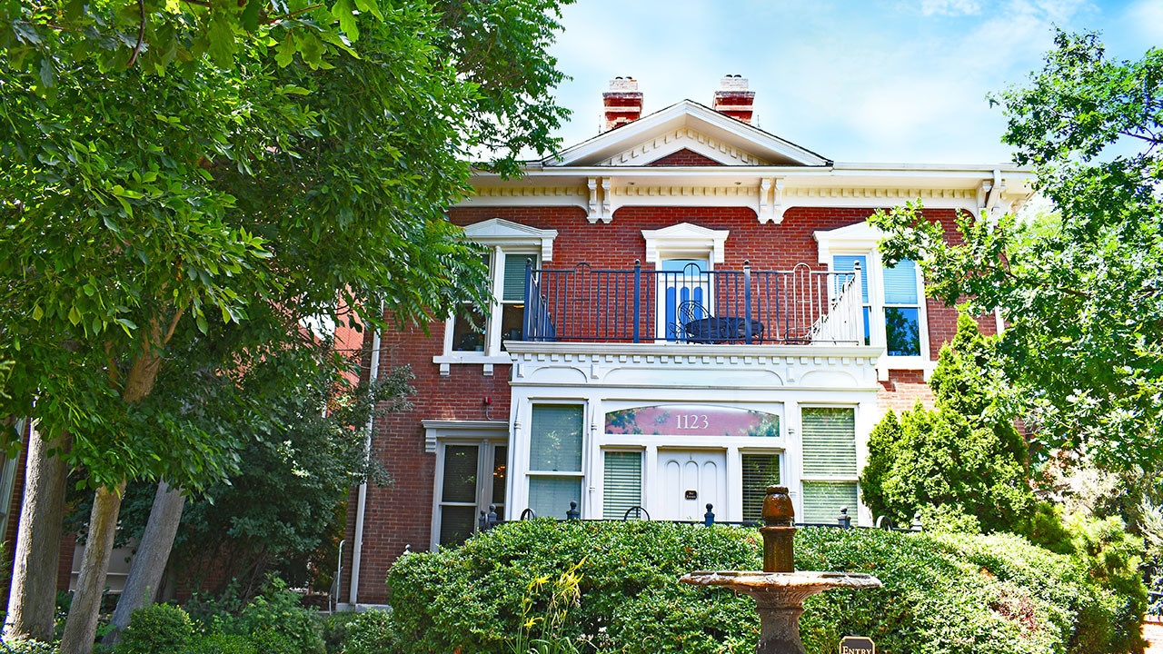 1123 Spruce St, Boulder, CO for rent Building Photo- Image 1 of 6