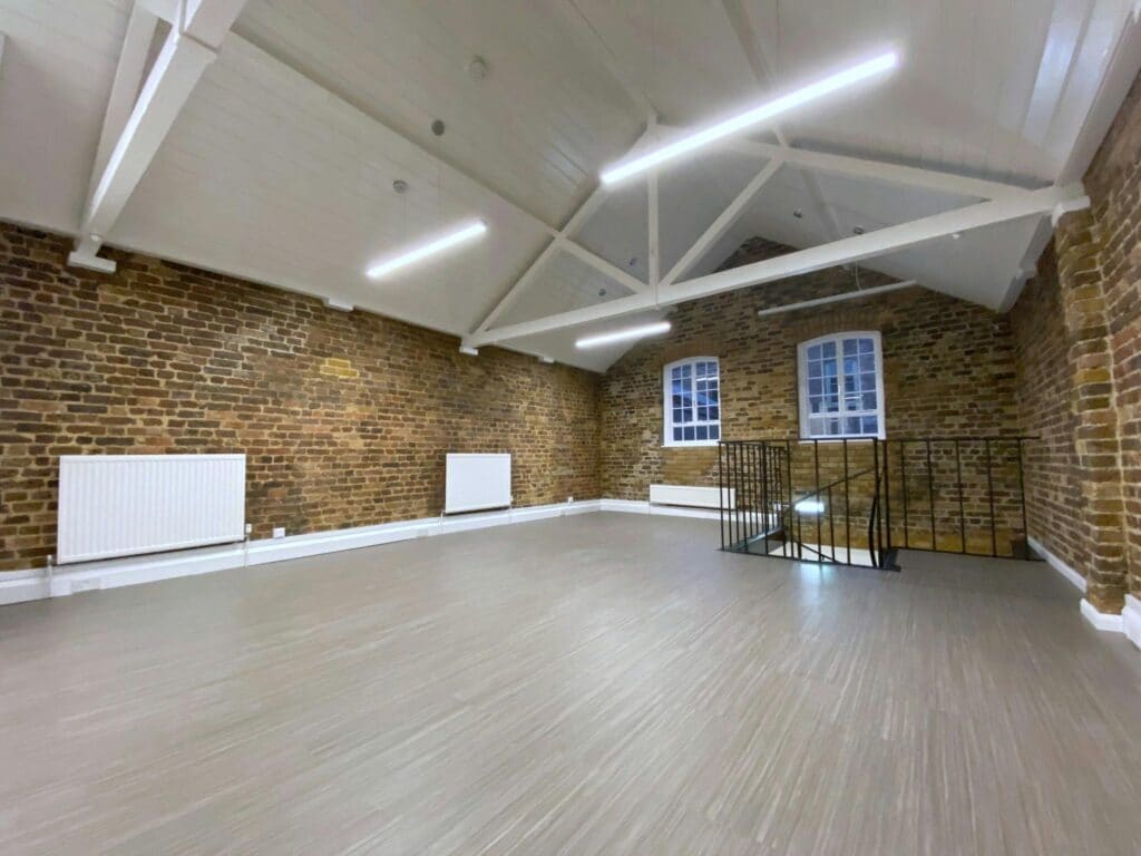 28 Hanbury St, London to rent Interior Photo- Image 1 of 11