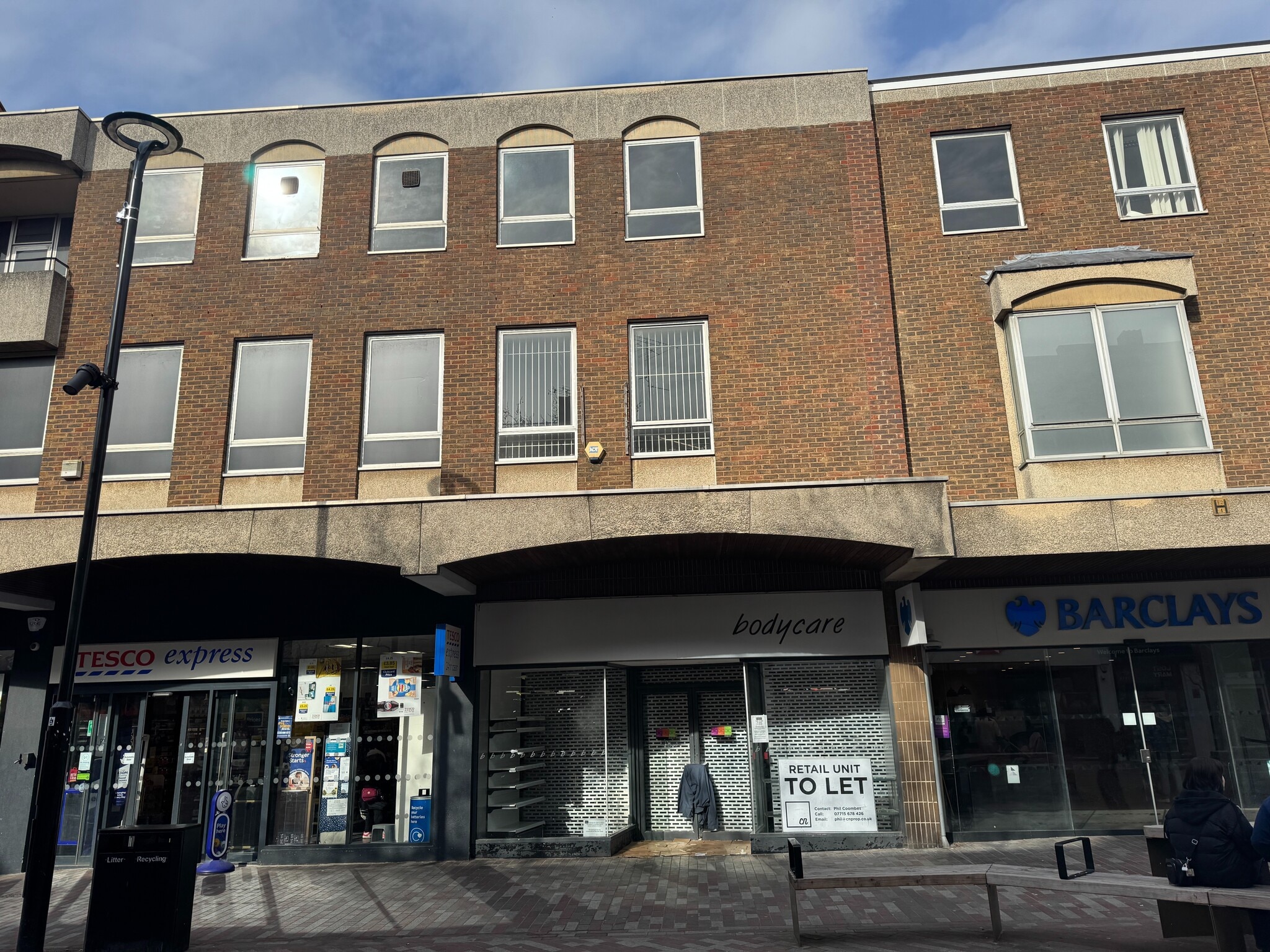 17 Abington St, Northampton to rent Building Photo- Image 1 of 12