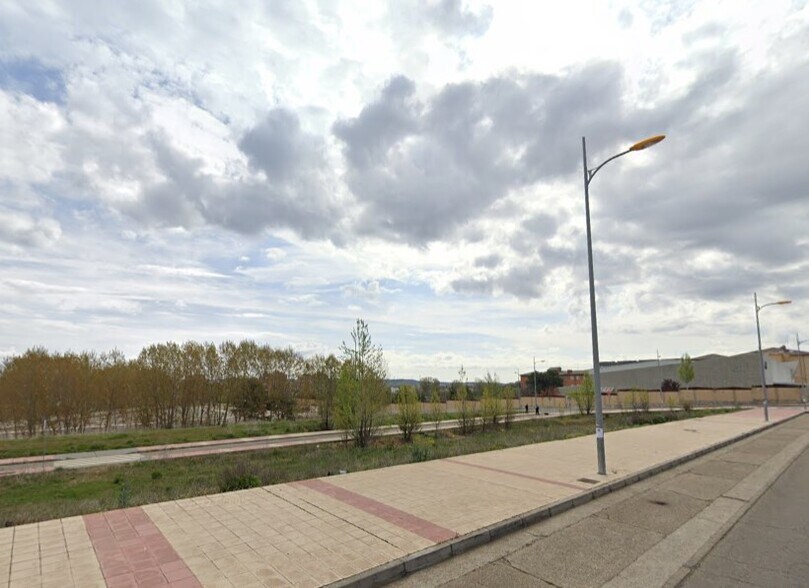 Avenida Agustinos de León, León, León for sale - Other - Image 1 of 1